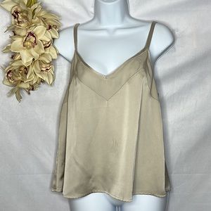 SOLD - 🐼 3/$25 silky cream cami top